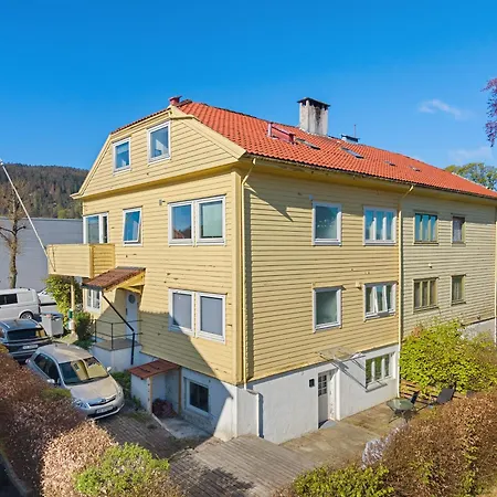Apartman Mountain Views - Sun Terrace - Close To Facilities *
